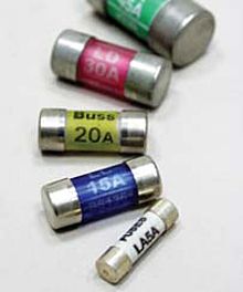 Fuses (240V, 50-60Hz) for Consumer units