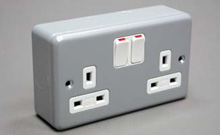 mk metal clad twin socket